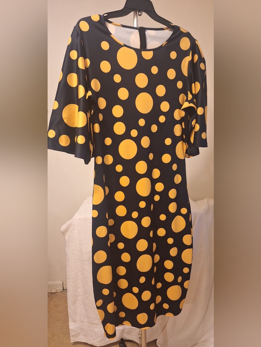 Black and Yellow Polka Dot Women's Dress - Plus Size - Picture 3 of 7